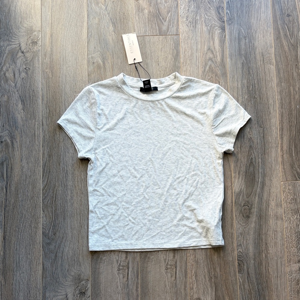 🤎3/$30🤎 NWT Forever 21 Ribbed Baby Tee in Light Gray